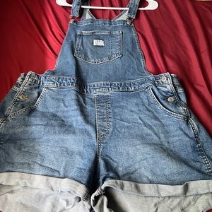 Levi's overall shorts